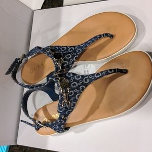 Guess sandal